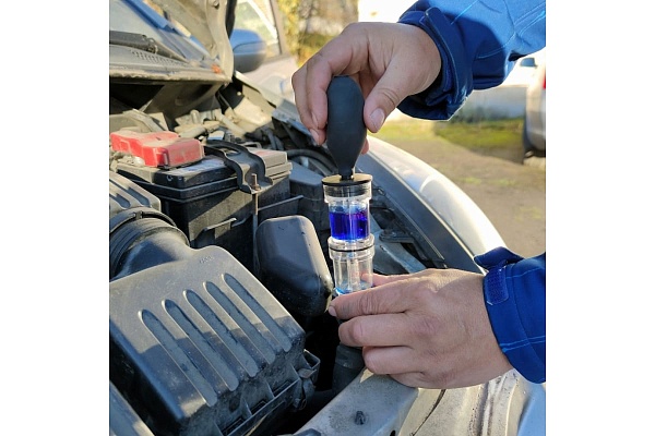 Прочие диагностические инструменты Тестер для проверки герметичности системы охлаждения в Бийске  Тестер для проверки герметичности системы охлаждения